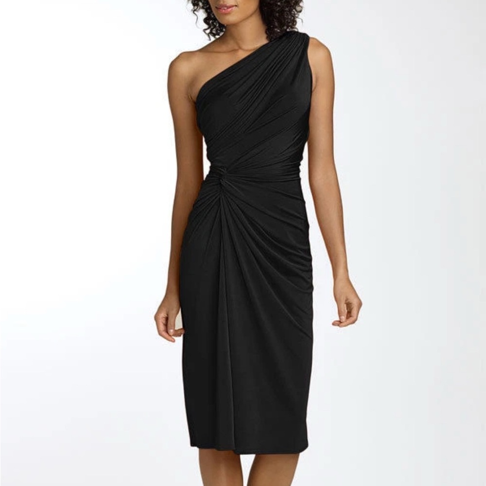 Elegant Tadashi Shoji Black One-Shoulder Dress Extra Small